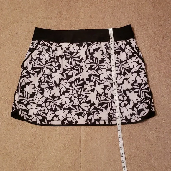 Lands' End Women’s Floral Skirt - Picture 11 of 12